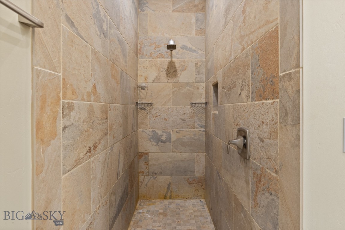 425 S Yellowstone Street