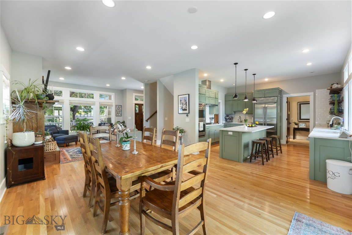 425 S Yellowstone Street