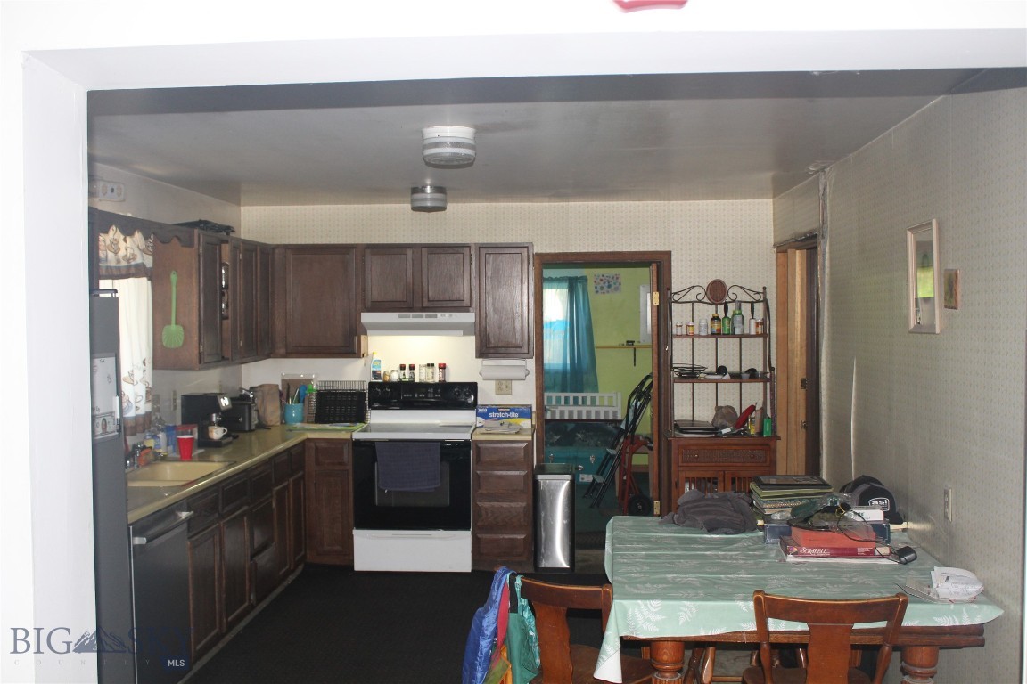 711 Silverbow Avenue