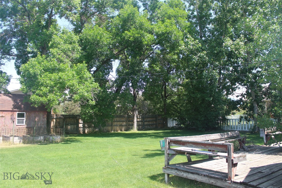 711 Silverbow Avenue