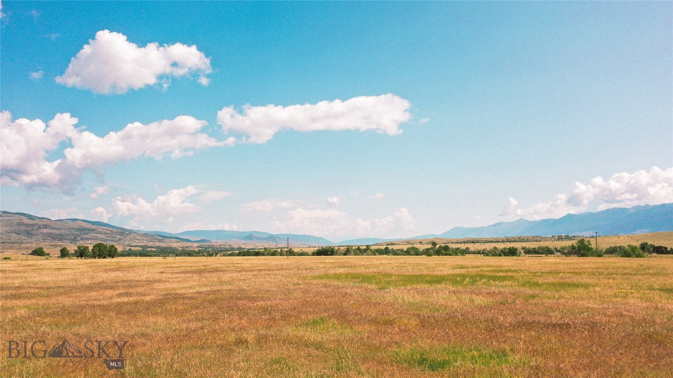 NHN Mule Deer Road
