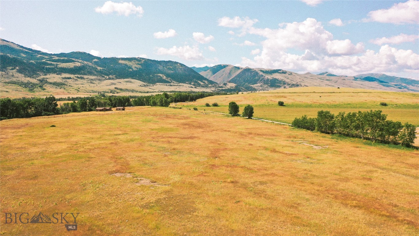 NHN Mule Deer Road