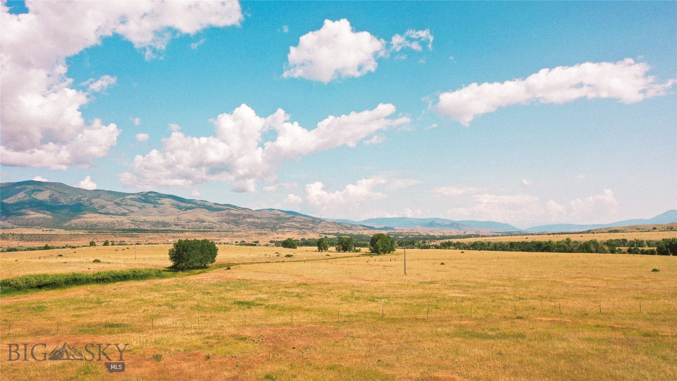 NHN Mule Deer Road