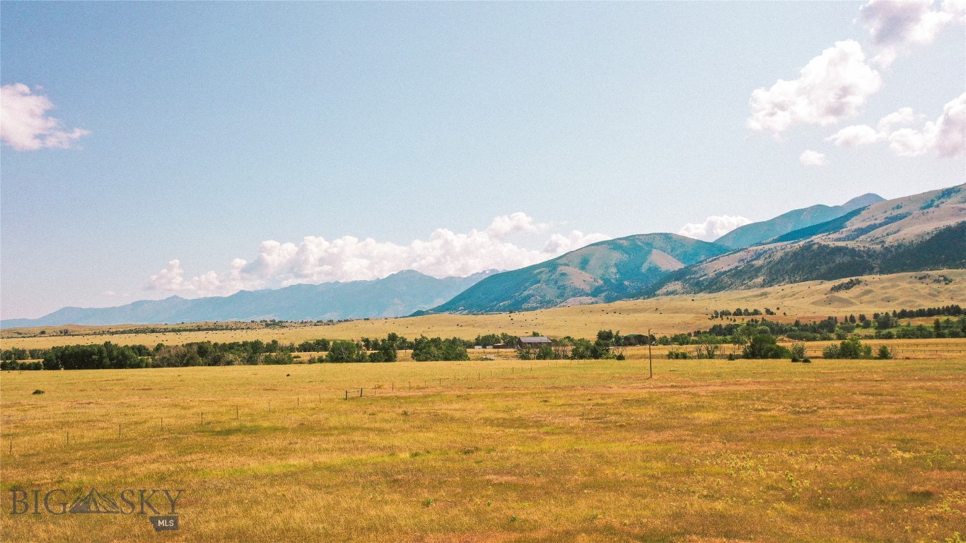 NHN Mule Deer Road