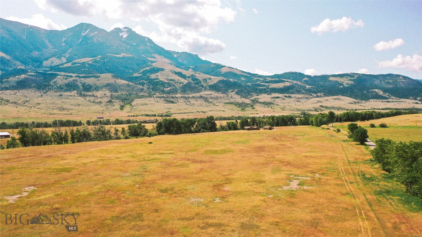 NHN Mule Deer Road
