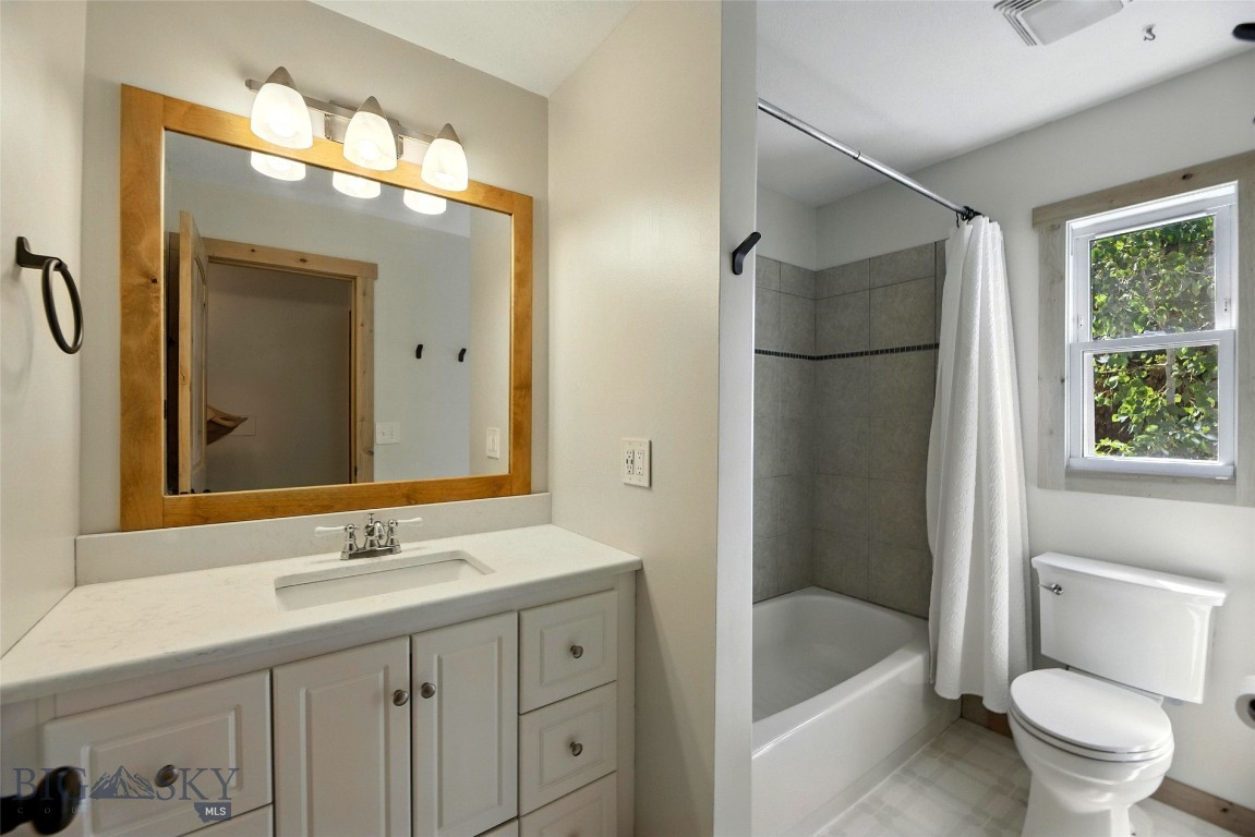 11 N Yellowstone Avenue