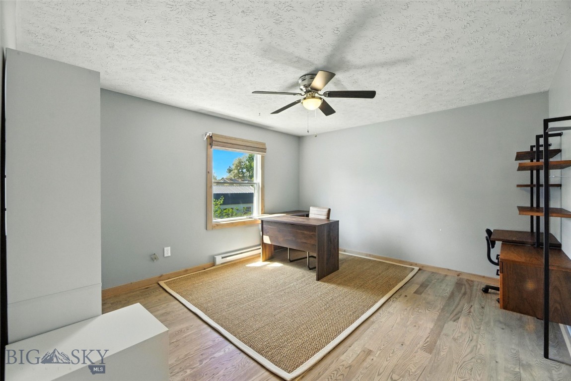 11 N Yellowstone Avenue