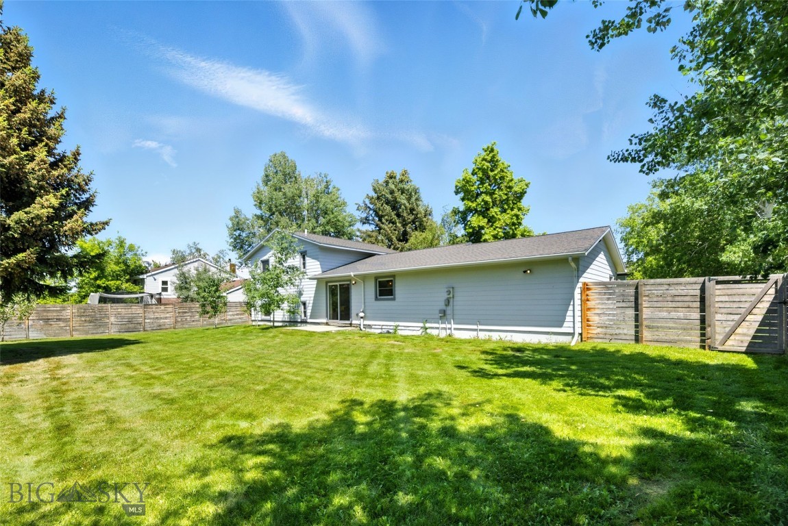 11 N Yellowstone Avenue