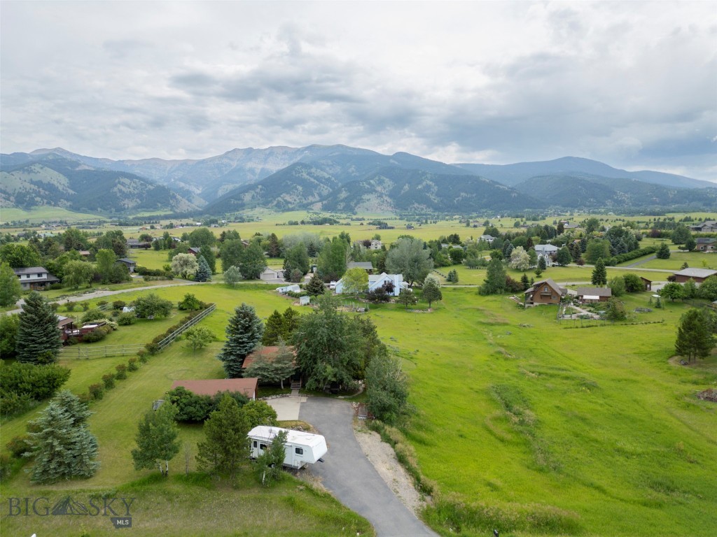 3550 Yellowbell Road