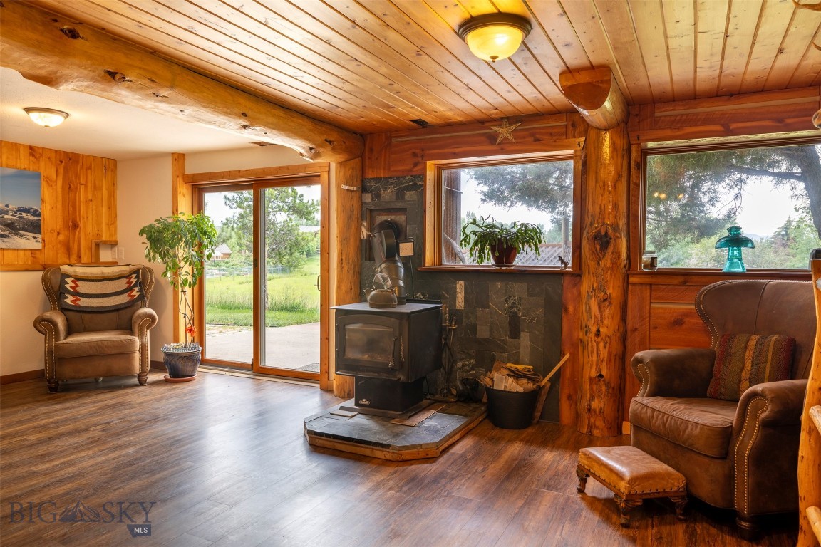 3550 Yellowbell Road