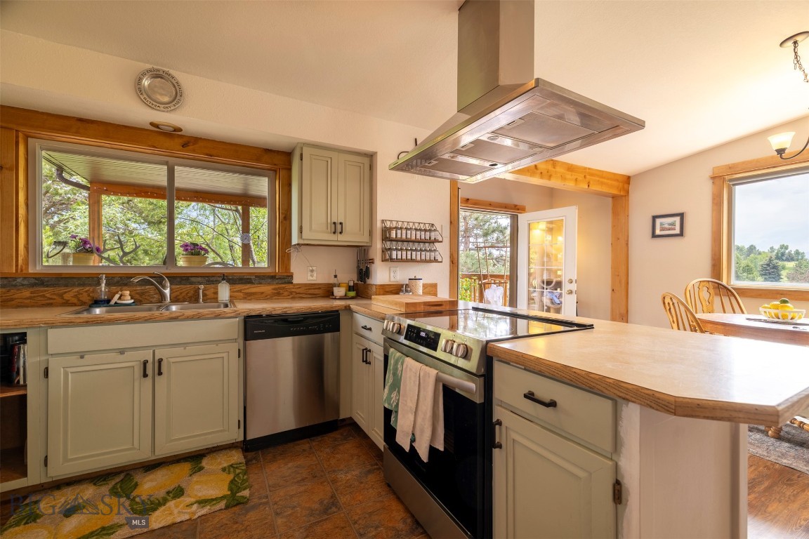 3550 Yellowbell Road