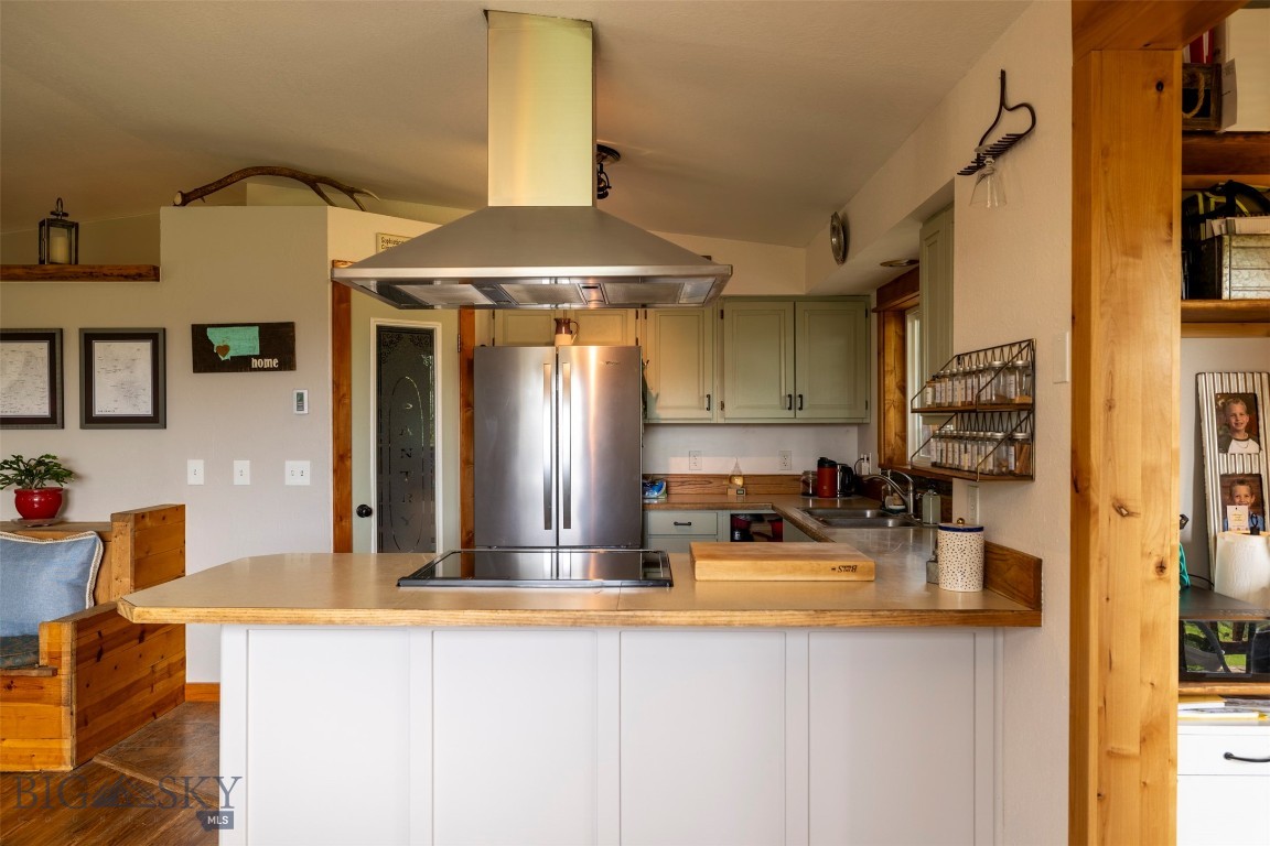 3550 Yellowbell Road