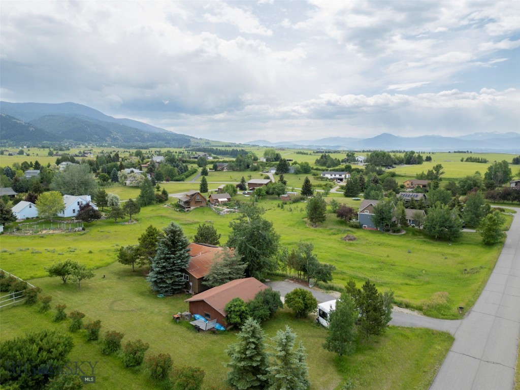 3550 Yellowbell Road