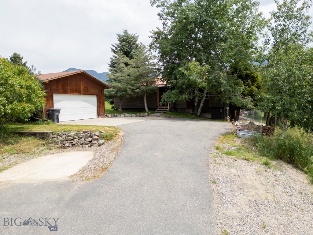 3550 Yellowbell Road