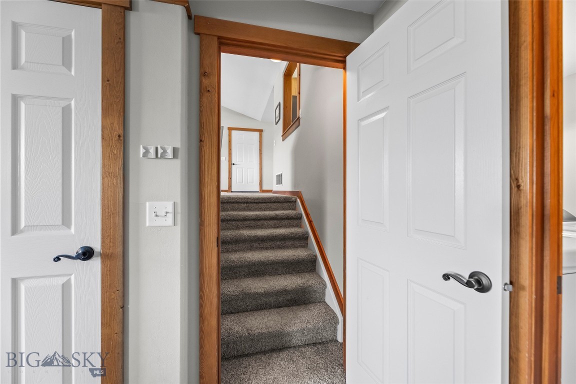 1209 Ridgeview Trail