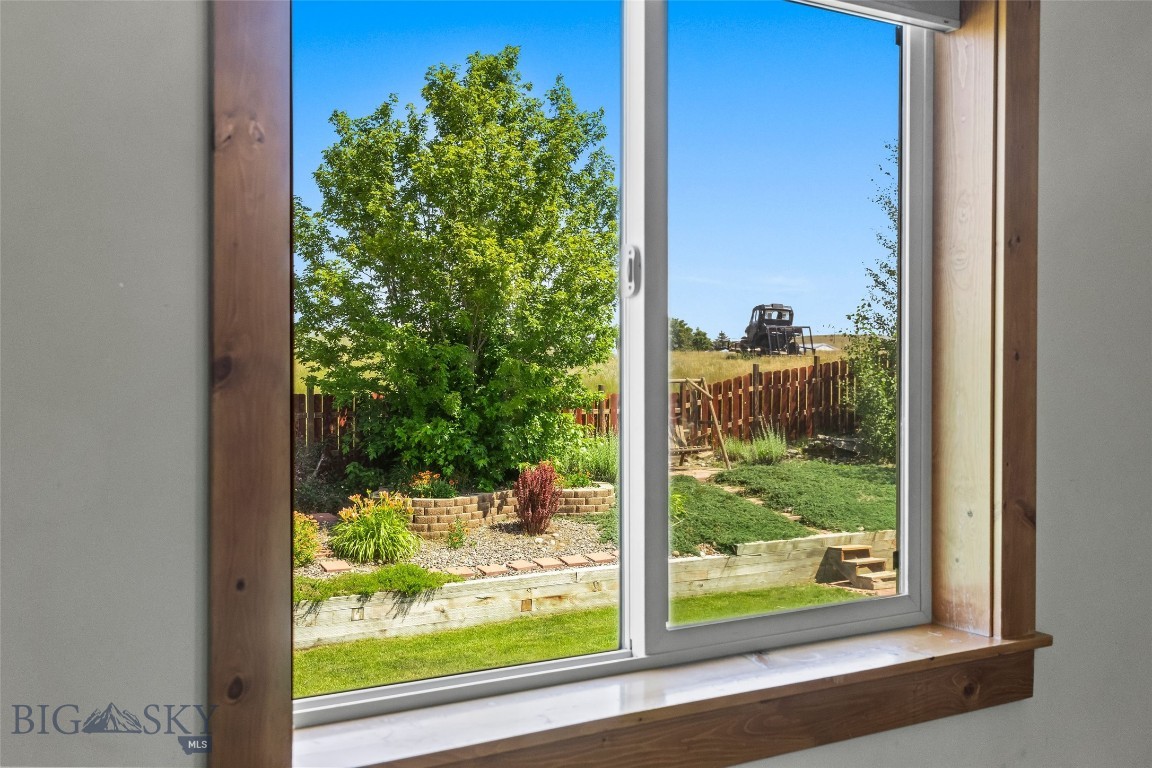 1209 Ridgeview Trail