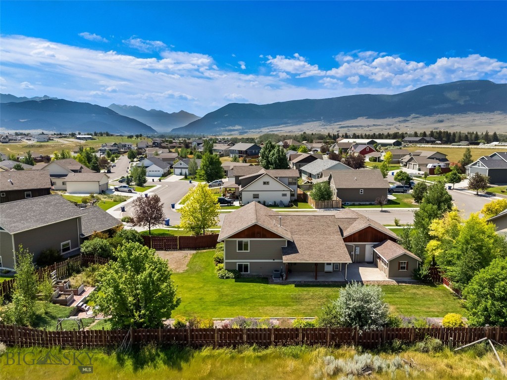 1209 Ridgeview Trail