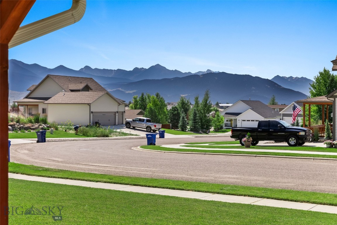 1209 Ridgeview Trail