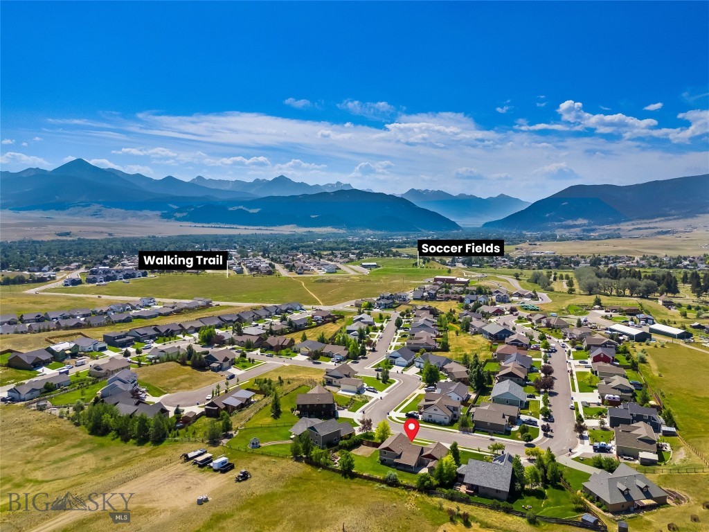 1209 Ridgeview Trail