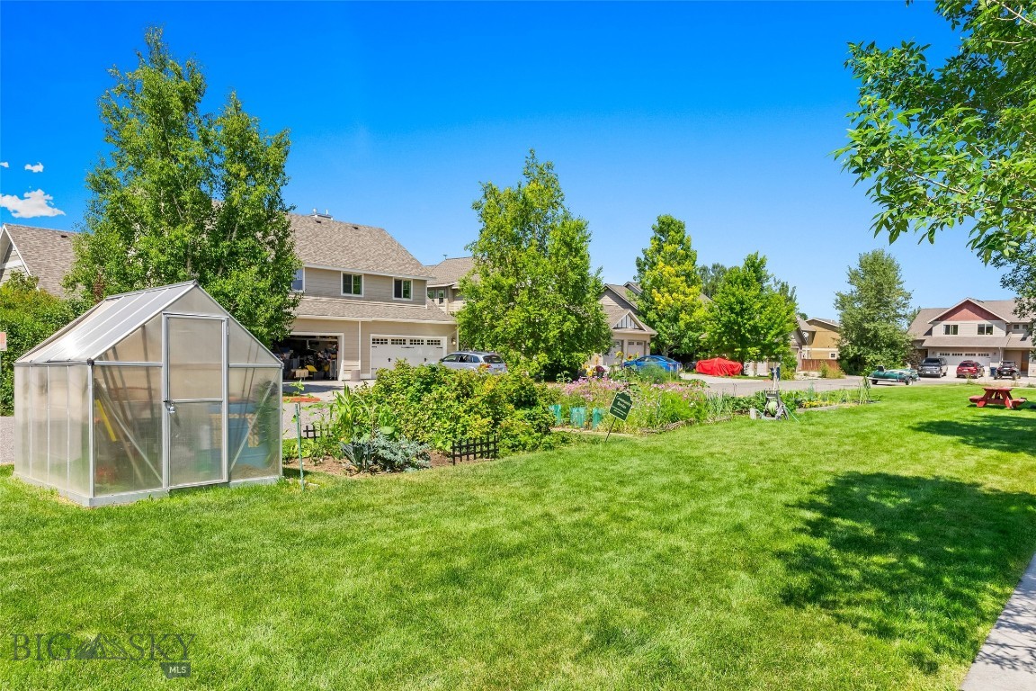 854 Matheson Way