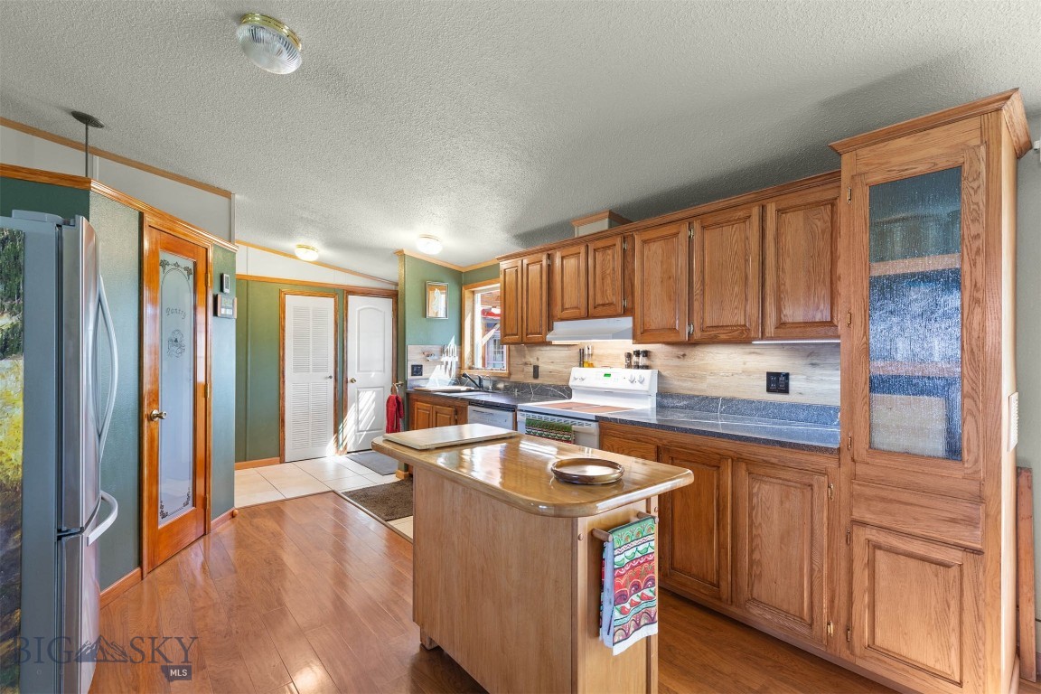 190 Tracy Ann Drive
