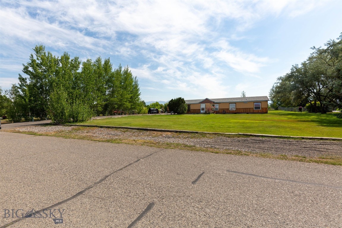 190 Tracy Ann Drive