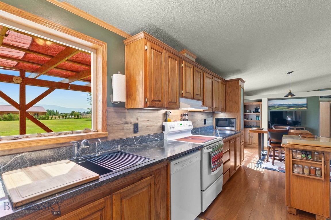 190 Tracy Ann Drive