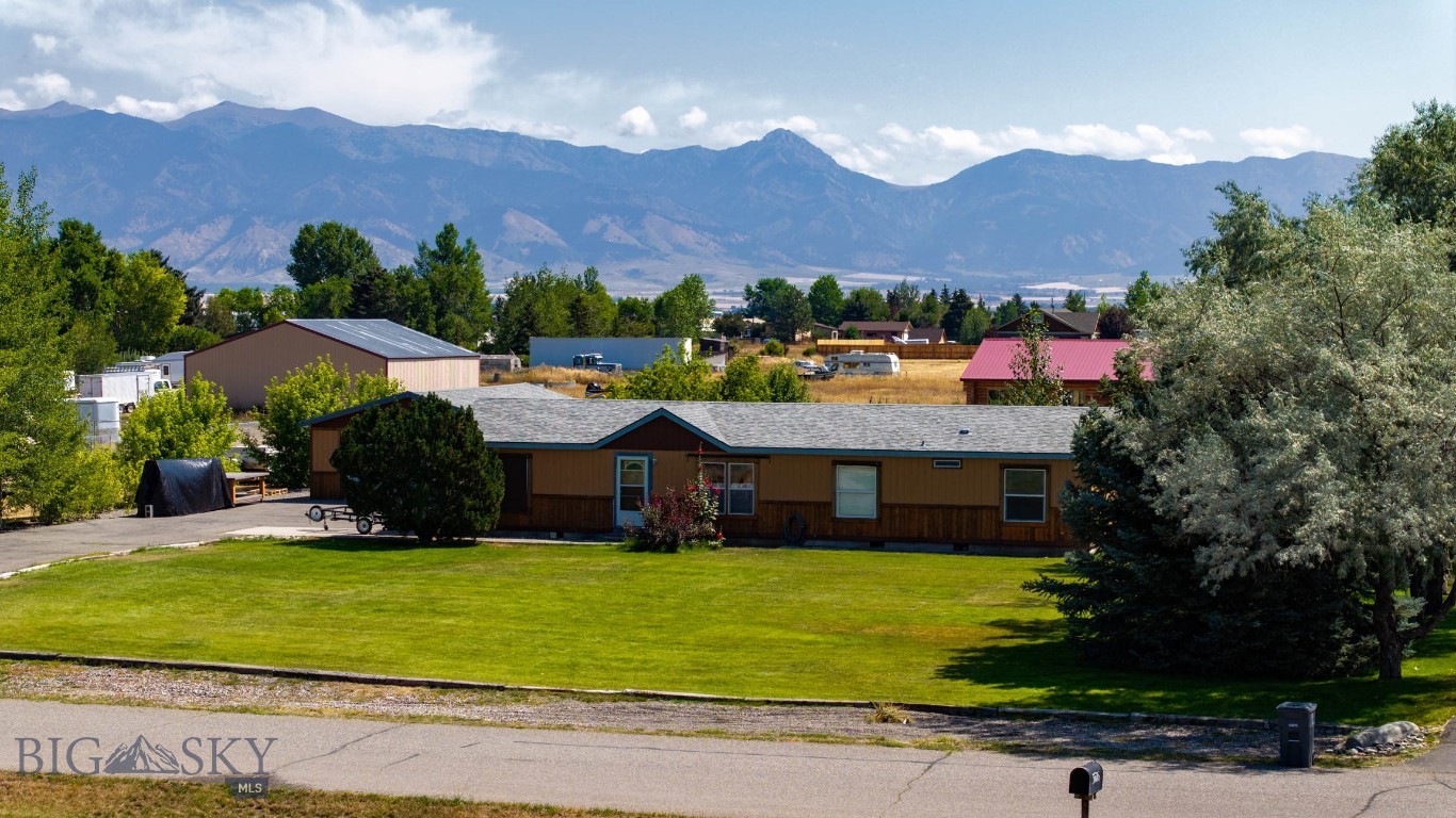 190 Tracy Ann Drive