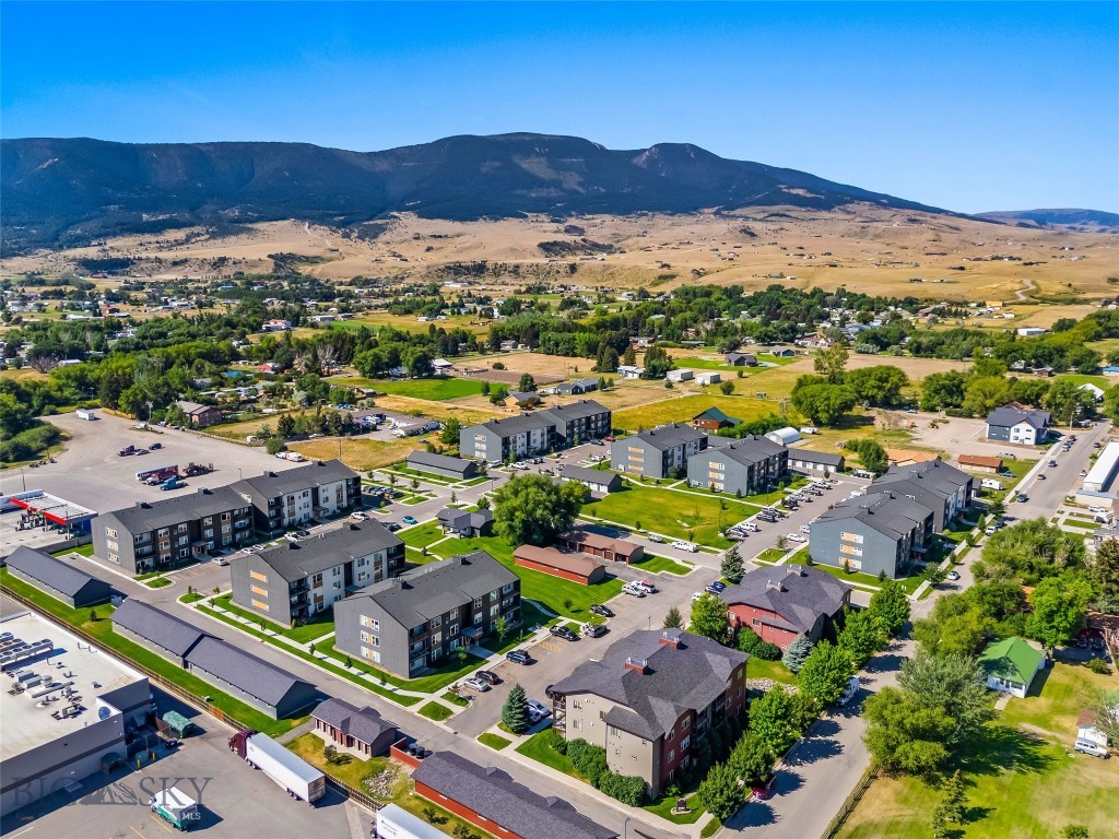 2221 Willow Drive 130