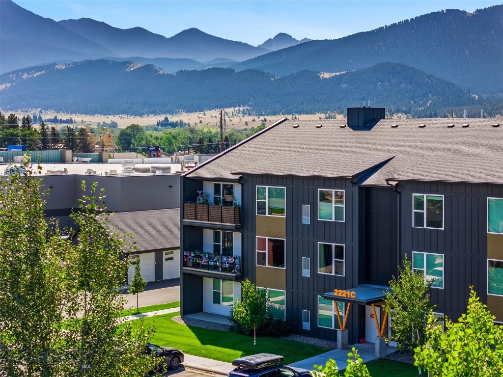 2221 Willow Drive 130