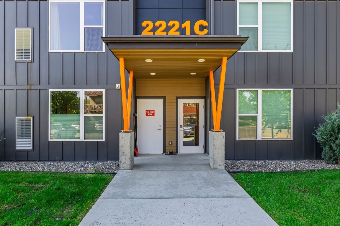 2221 Willow Drive 130