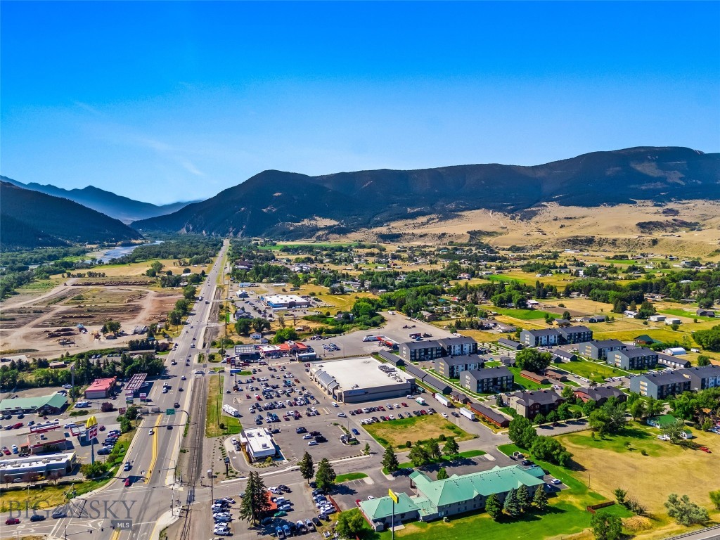 2221 Willow Drive 130