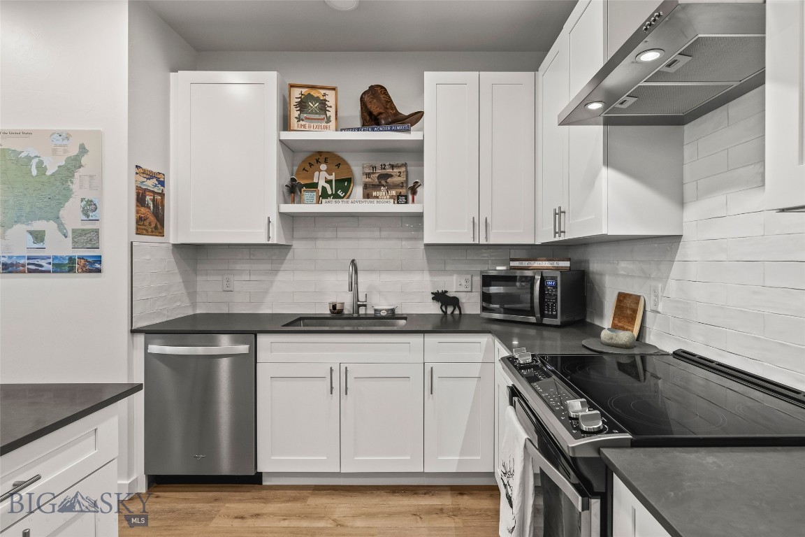 2221 Willow Drive 130