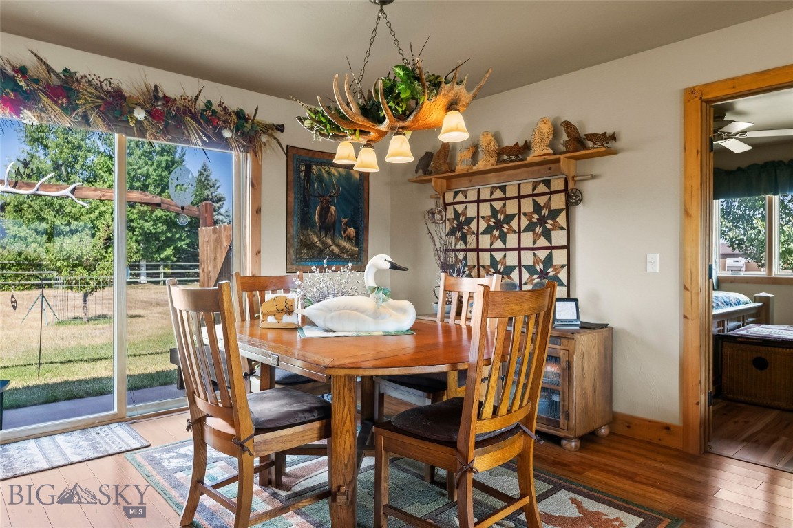 10 S Rainbow Loop Drive