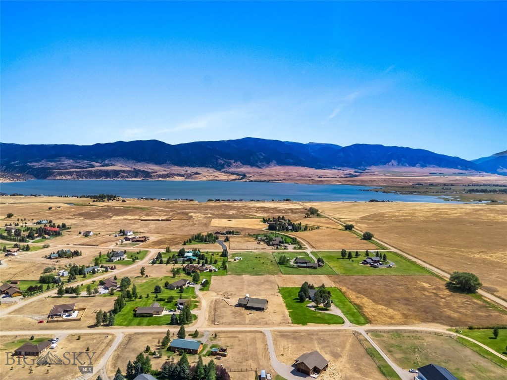 10 S Rainbow Loop Drive