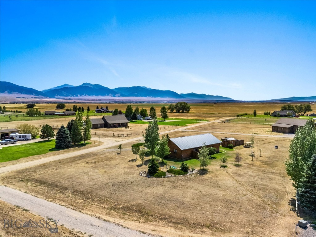 10 S Rainbow Loop Drive