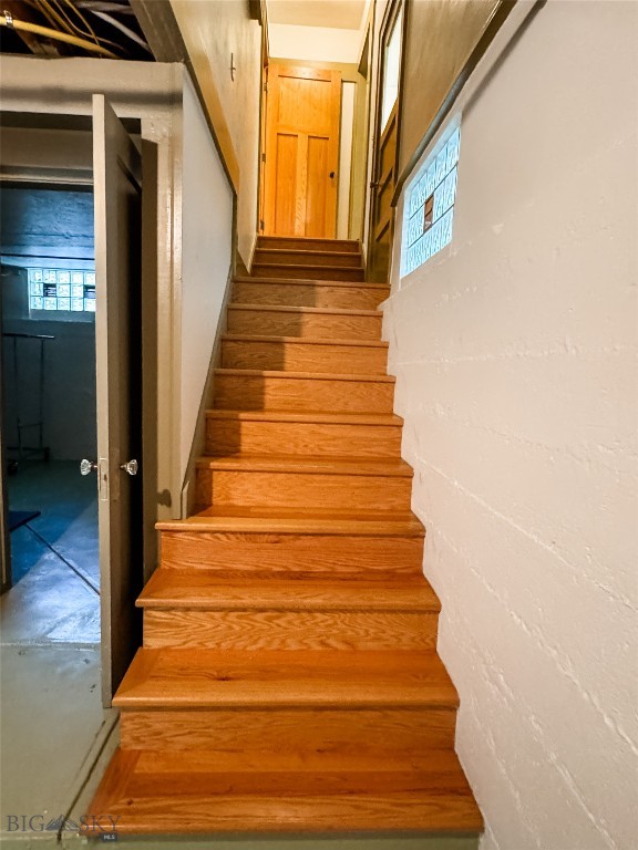 105 S 8th Street