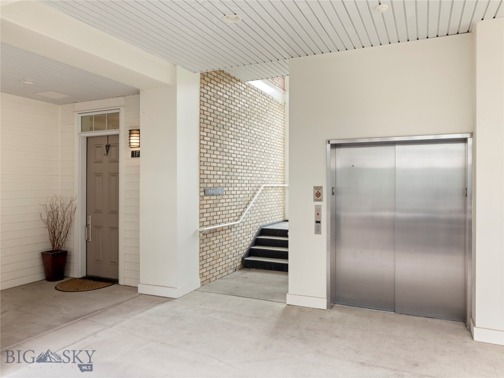 140 Village Crossing Way 1F