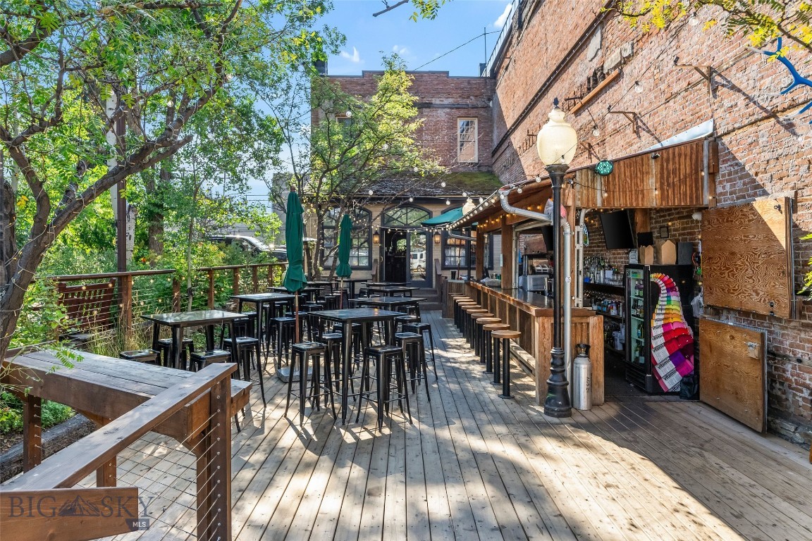 122 N Main Street