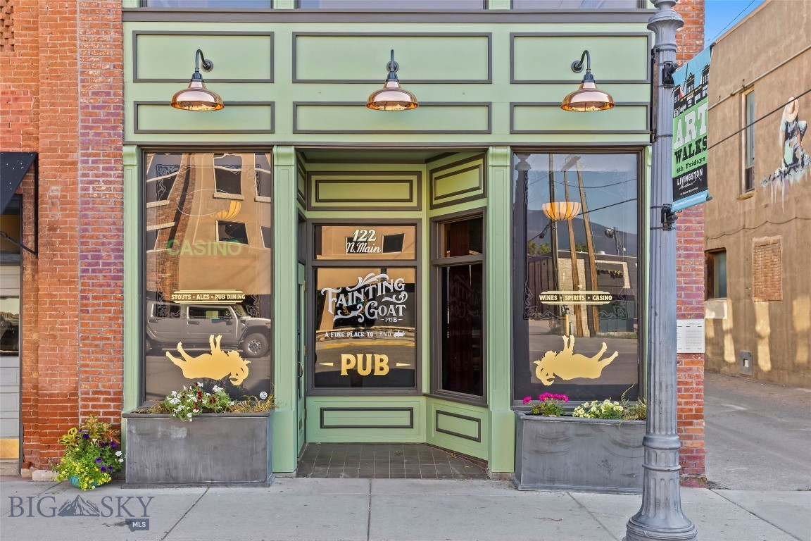 122 N Main Street