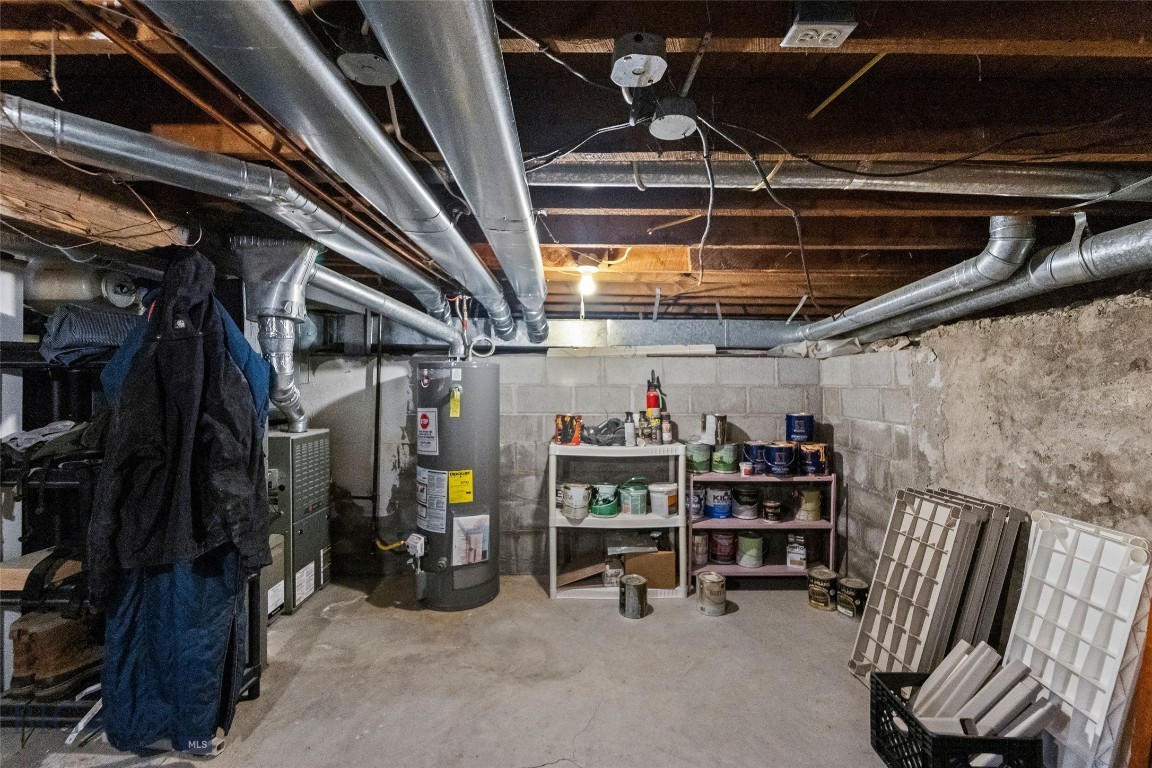 213 S 9th Street