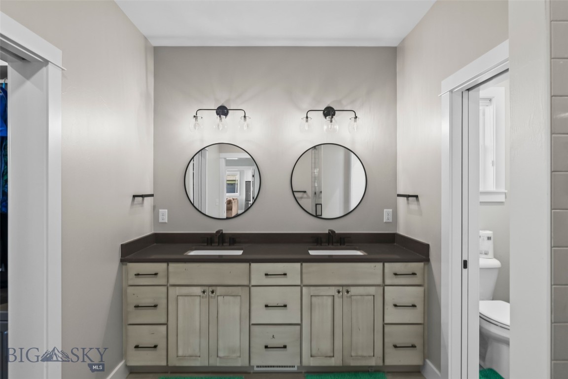 196 Arrow Peak Court