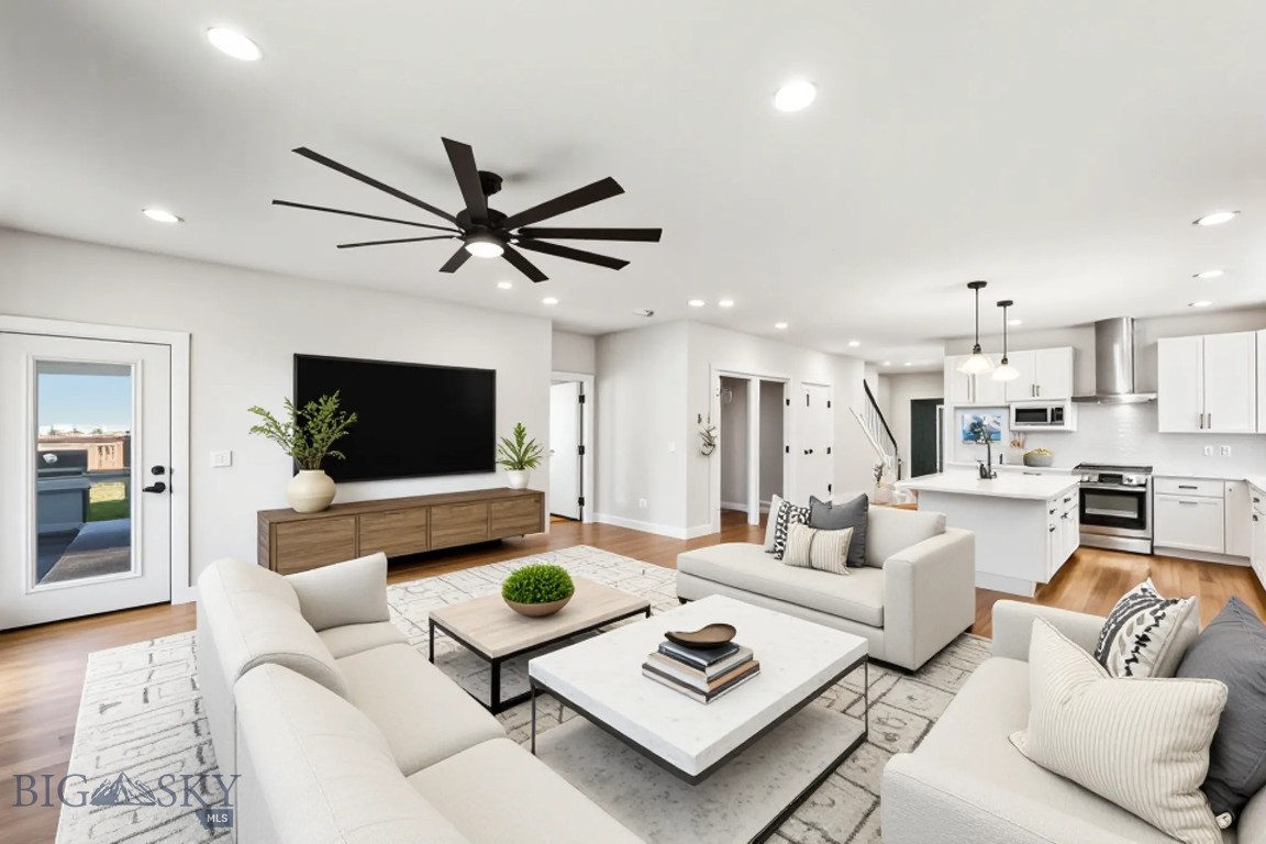 196 Arrow Peak Court