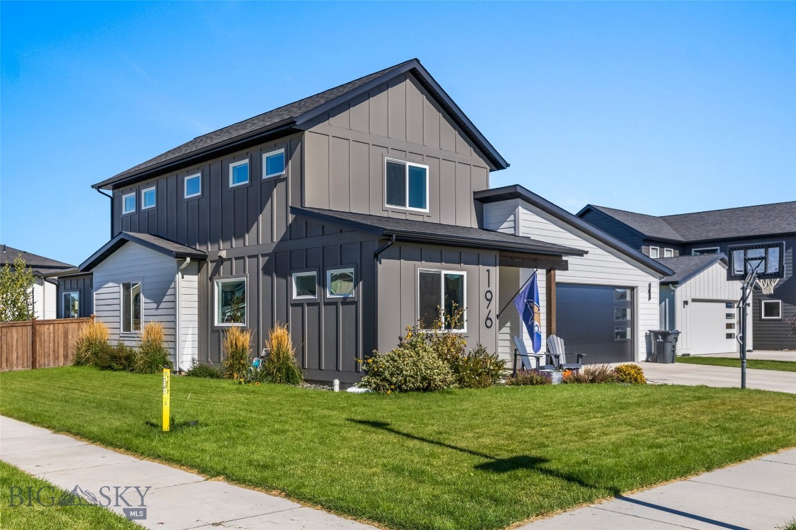 196 Arrow Peak Court