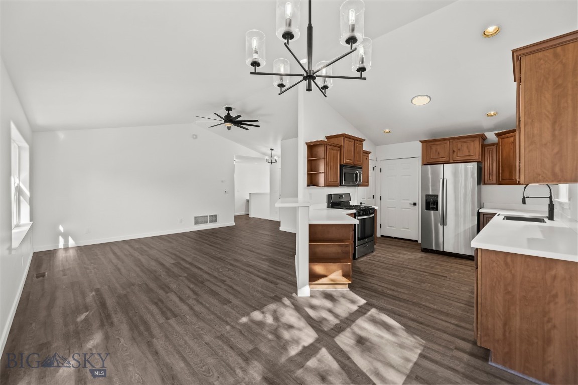 1208 Ridgeview Trail