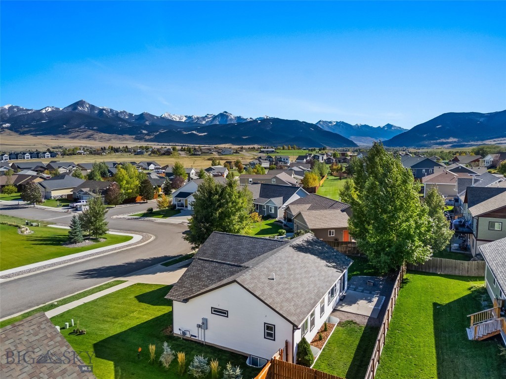 1208 Ridgeview Trail