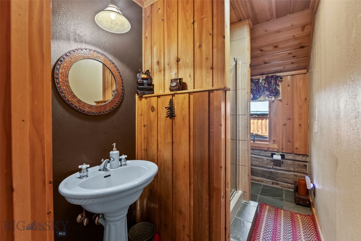 192 Mountain Brook Road