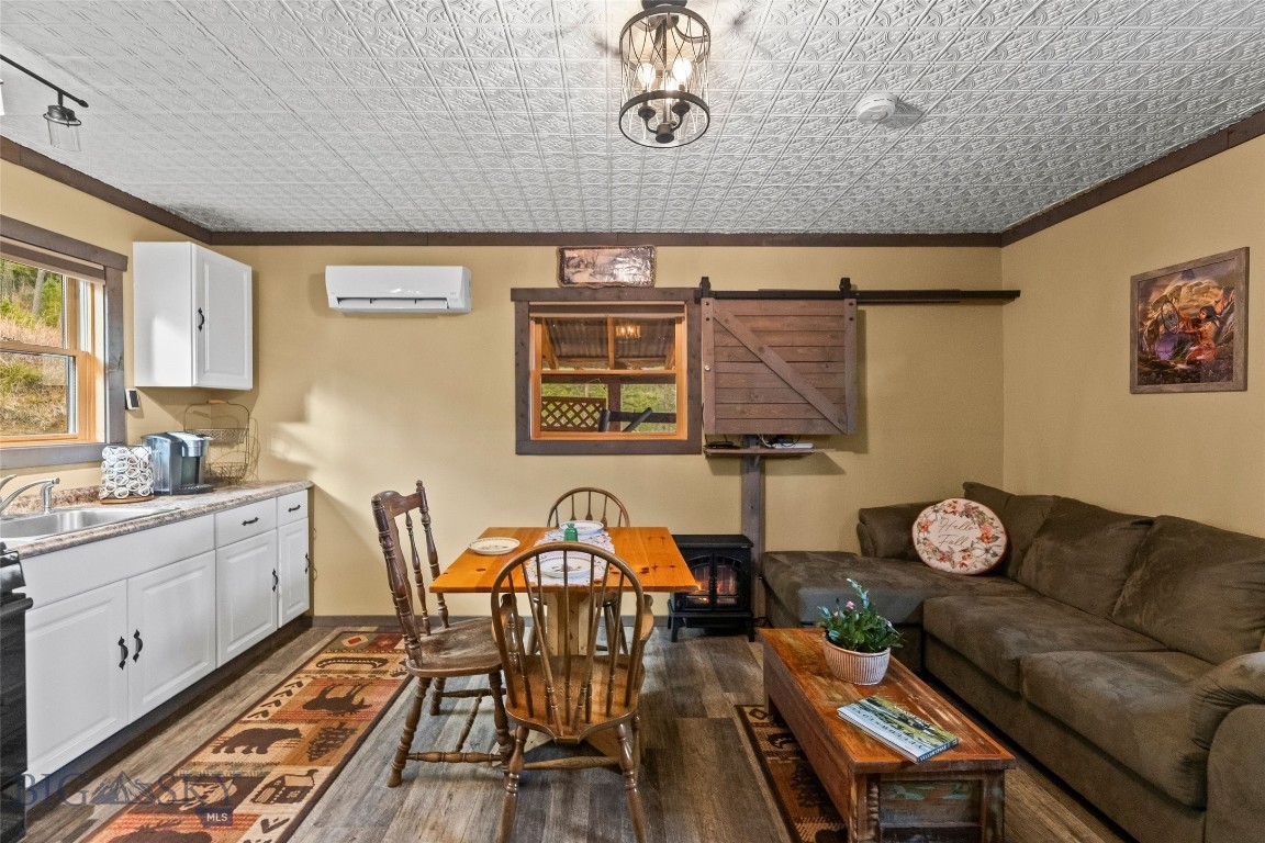 192 Mountain Brook Road