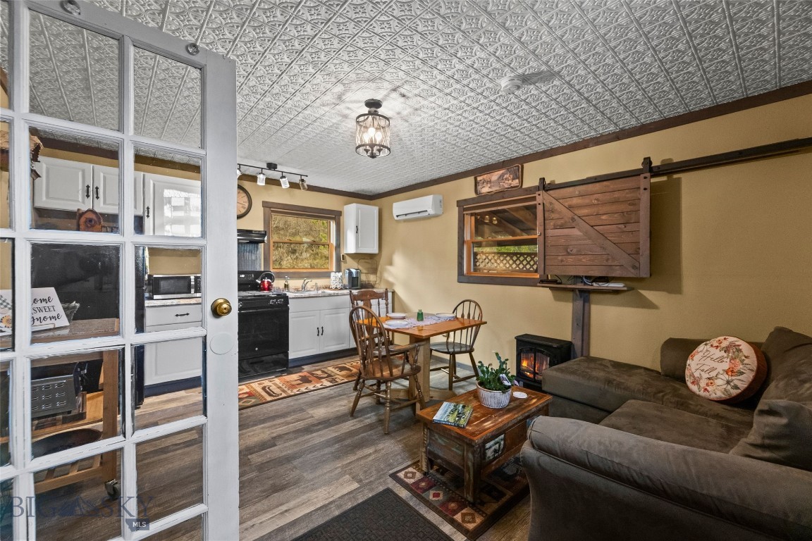 192 Mountain Brook Road