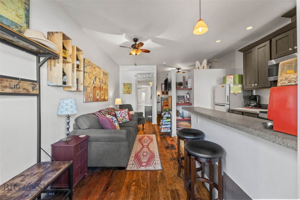 108 N 2nd Street